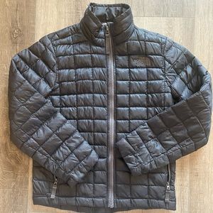 Like new! Boys Northface quilted puffer jacket.
